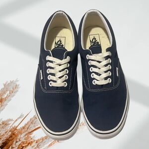 Vans Men's Navy Sneakers, Size 9.5